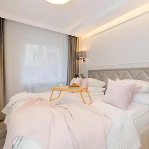  Apartament Shortstaypoland Sielecka